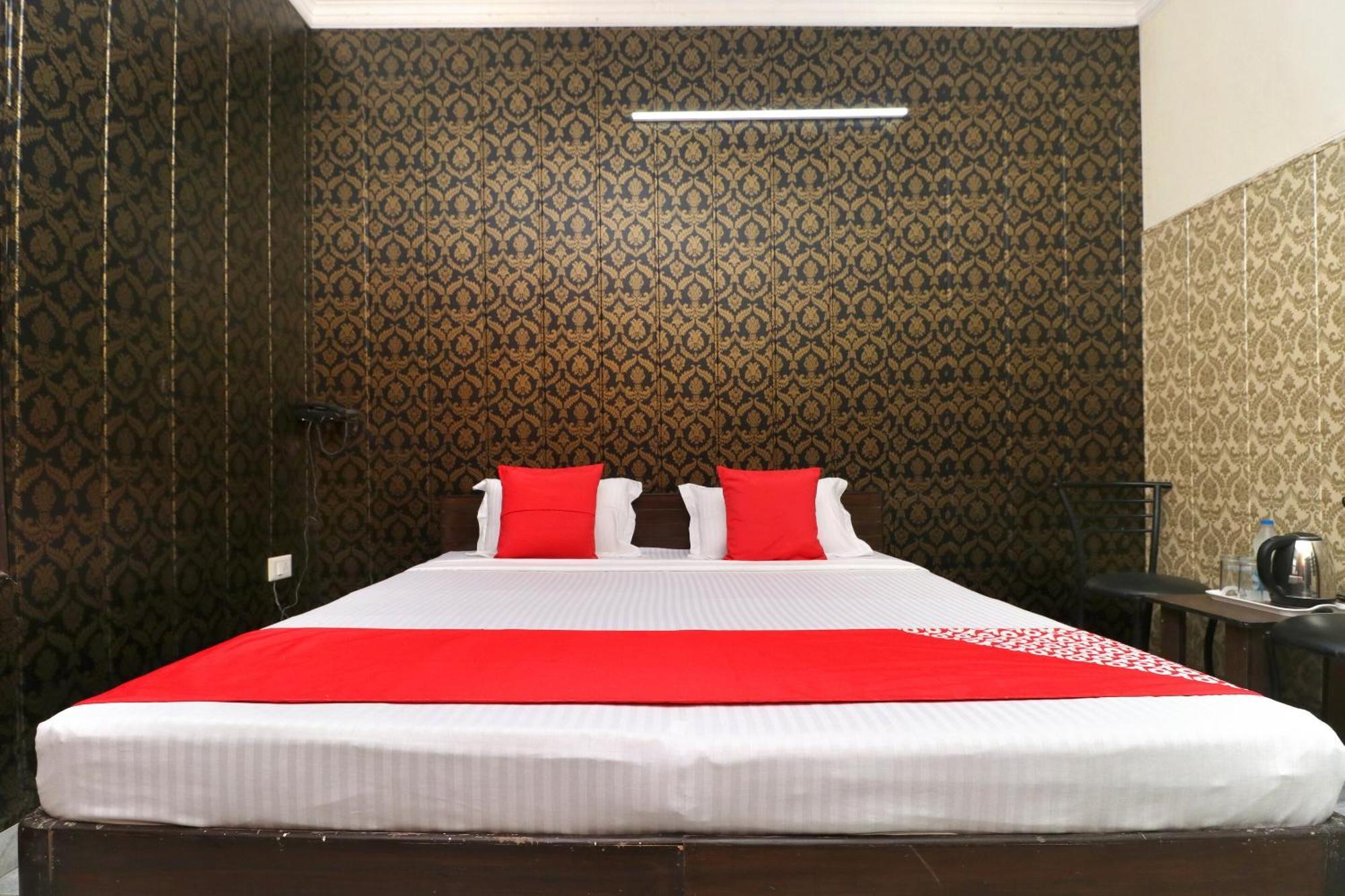 Hotel O Mall Residency Amritsar Ngoại thất bức ảnh