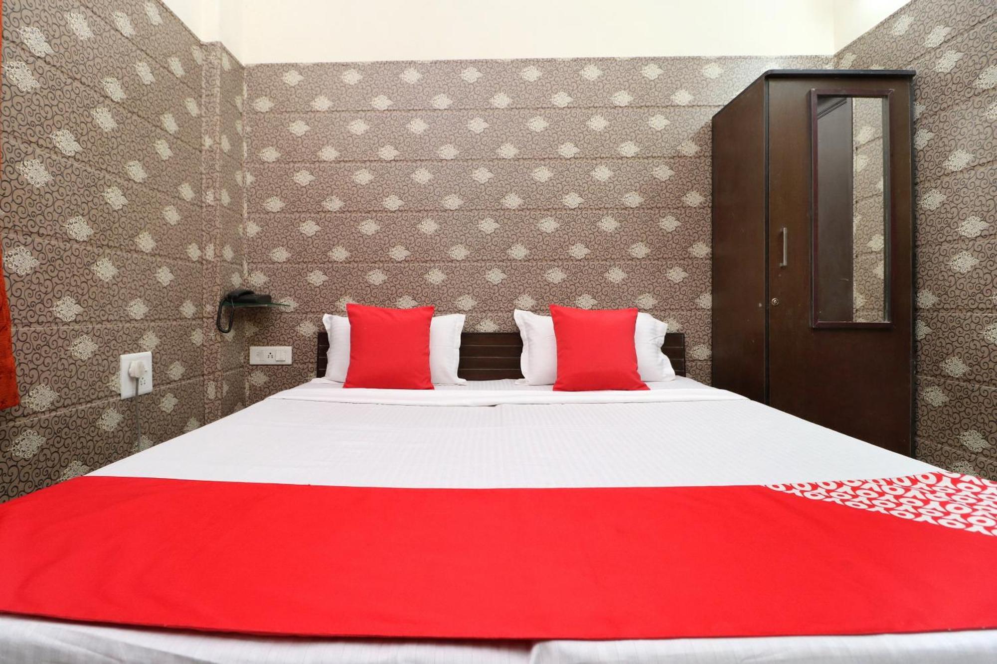Hotel O Mall Residency Amritsar Ngoại thất bức ảnh